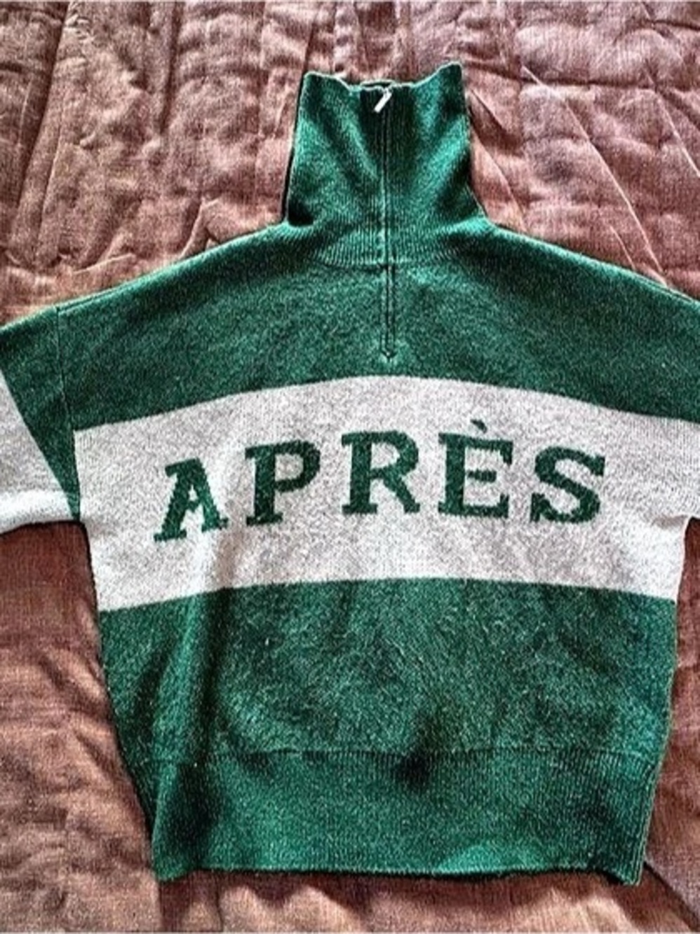 PIECES Green & White Color Block Turtleneck